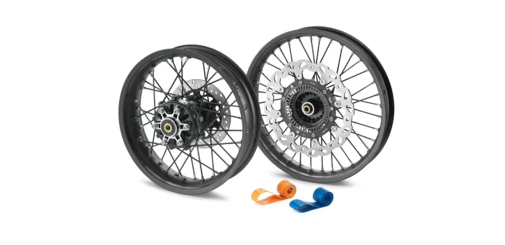 JUEGO DE RUEDAS - 95809901044C1