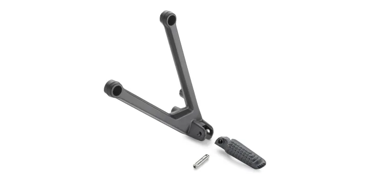 PASSENGER FOOTPEG CARRIER LEFT - 00010000461