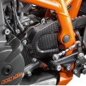 CUBRECADENAS FRONTAL EN CARBONO