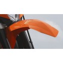FRONT FENDER