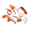 Plastic parts set