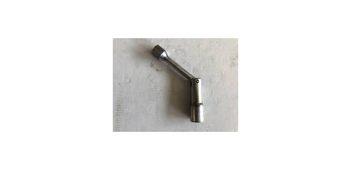 LLAVE PARA BUJÍAS CON ARTICULACIÓN