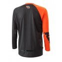 CAMISETA POUNCE NEGRA