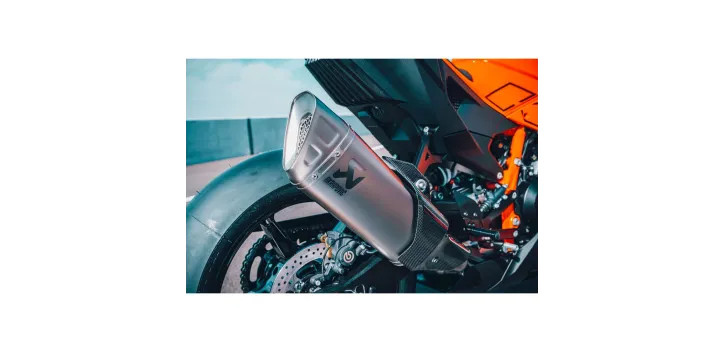 AKRAPOVIČ "SLIP-ON LINE" - A67405983000