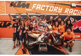 Josep García se corona Tricampeón del Mundo de EnduroGP 2026: Vive la pasión del campeón en KTM Siebla